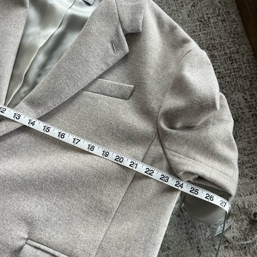 Size 2M/L Rare Aritzia Babaton Vogue Blazer Jacket Fall Winter - Picture 7 of 9